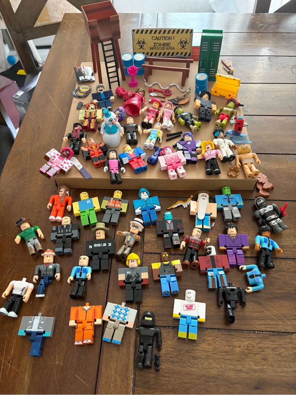 Roblox Action Figures Lot